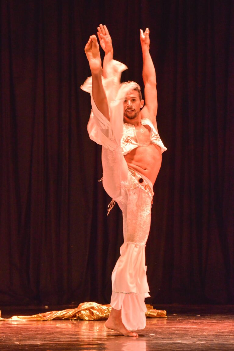 http://renattonomura.com.br
